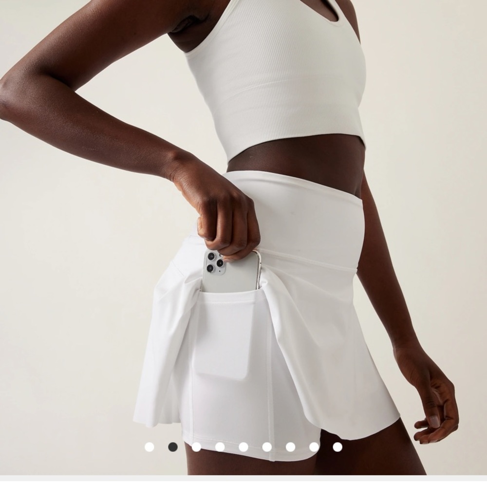 Athleta Ace Tennis skort 13.5 “. New with tags. Size Small